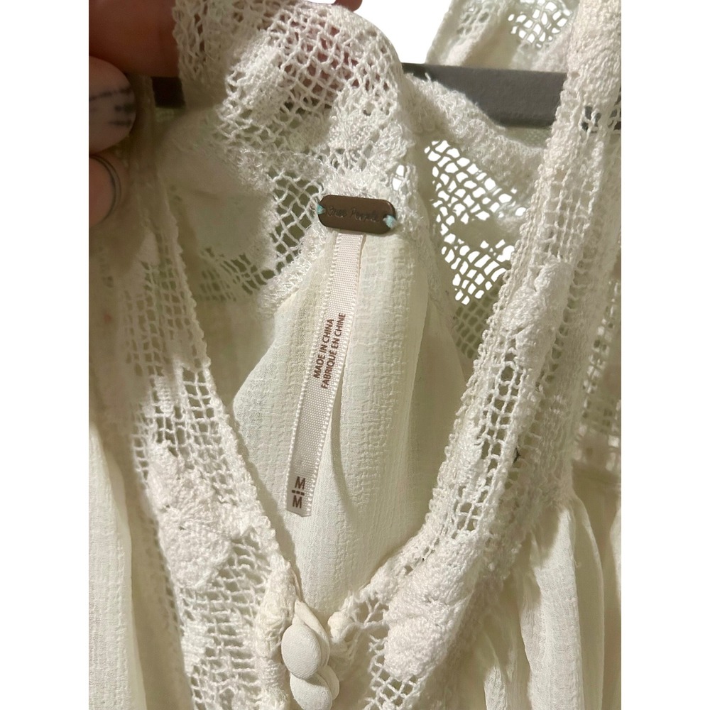 Free People Ivory Lace Crochet Boho Bell Sleeve Ruffle Blouse Top Medium - Picture 4 of 4